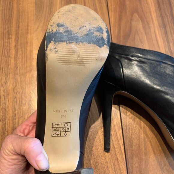 Nine west, leather, bootie, platform stiletto heel sz 8 M, black, EUC - Picture 10 of 16
